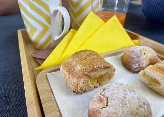 Centro Storico 4* פוזולי