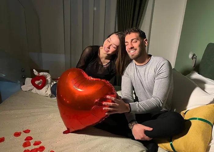 לינה וארוחת בוקר Centro Storico פוזולי